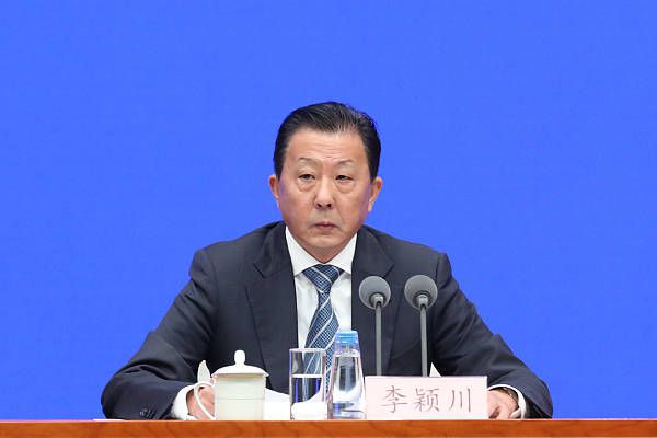 “埃切维里的解约金为2500万欧元，转会窗口最后阶段将上涨到3000万欧元。